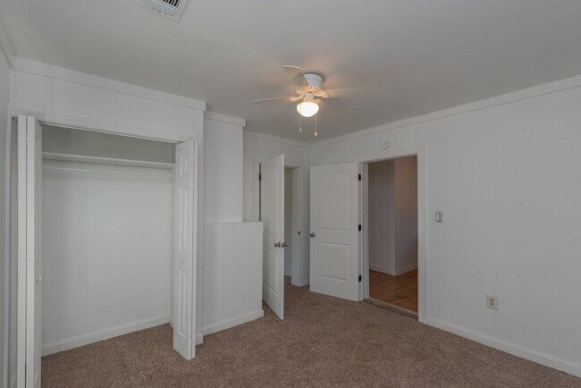 Building Photo - 2133 Grand Blvd