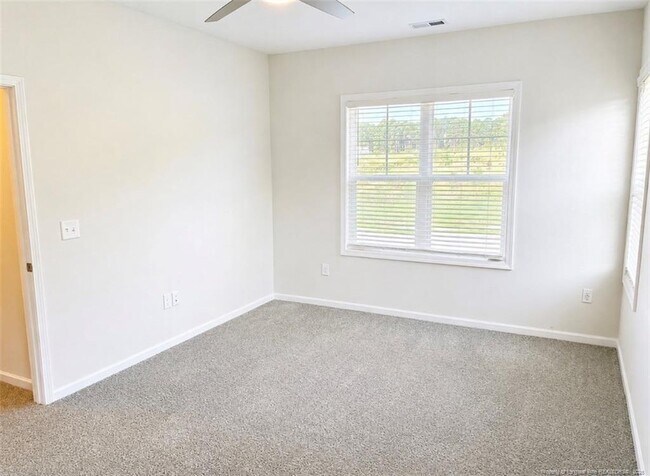Building Photo - 5620 Tall Timbers Dr