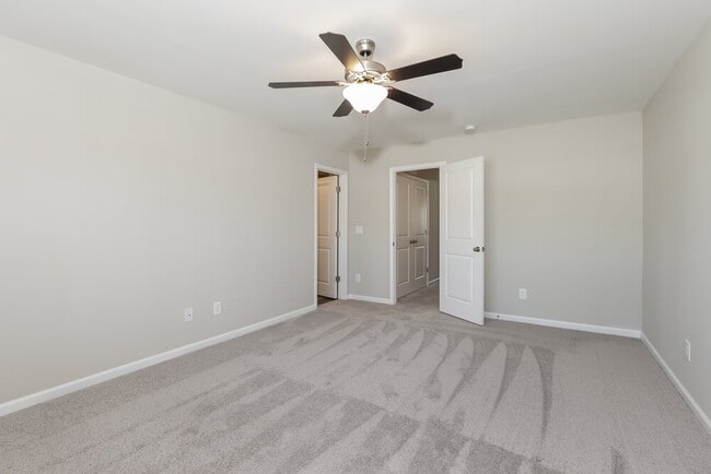 Building Photo - 606 Wendell Falls Pkwy