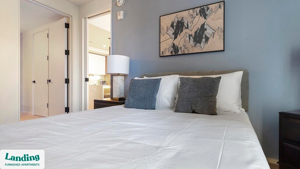 Building Photo - 143 E Commerce St