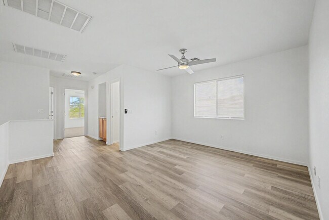 Building Photo - 42323 N 46th Dr