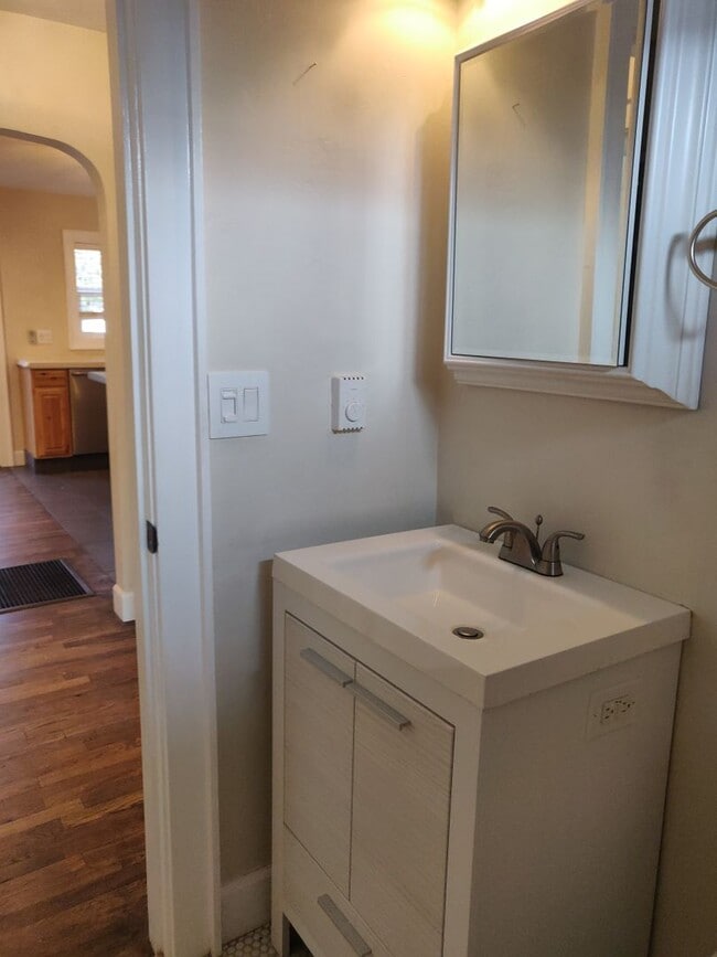 Building Photo - Urban Elegance Meets Ultimate Privacy Near Juniper Park