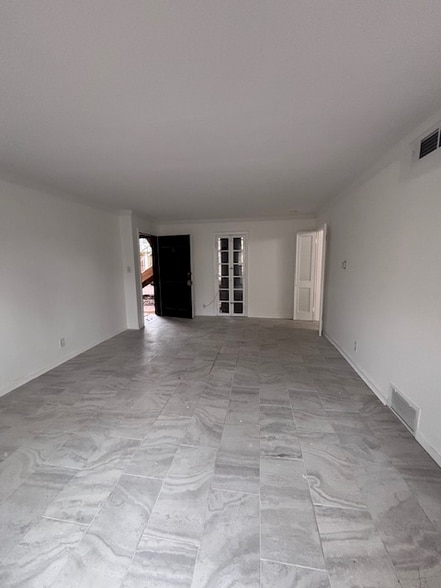 Building Photo - 1106 Cherokee Rd