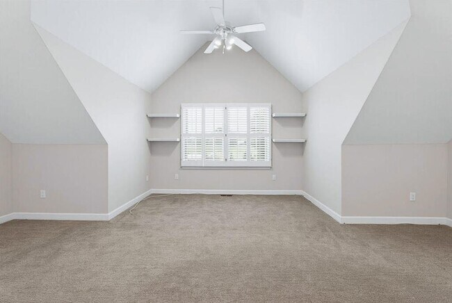Building Photo - 1688 Northlawn Blvd