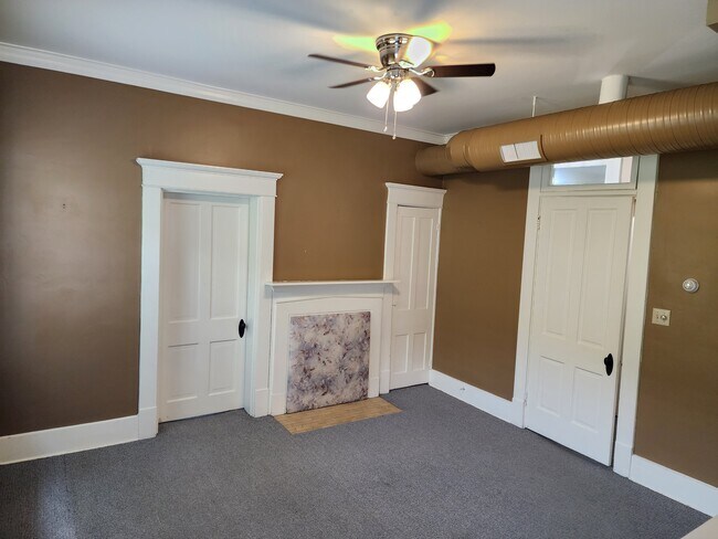 Dining room - 328 4th St