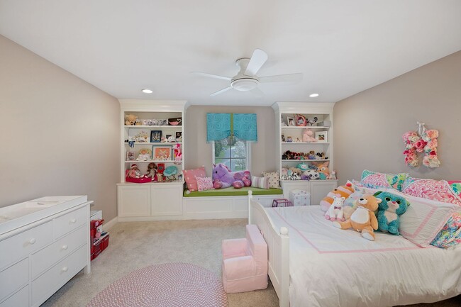 Building Photo - Anderson Township- Immaculate 4 bedroom on...