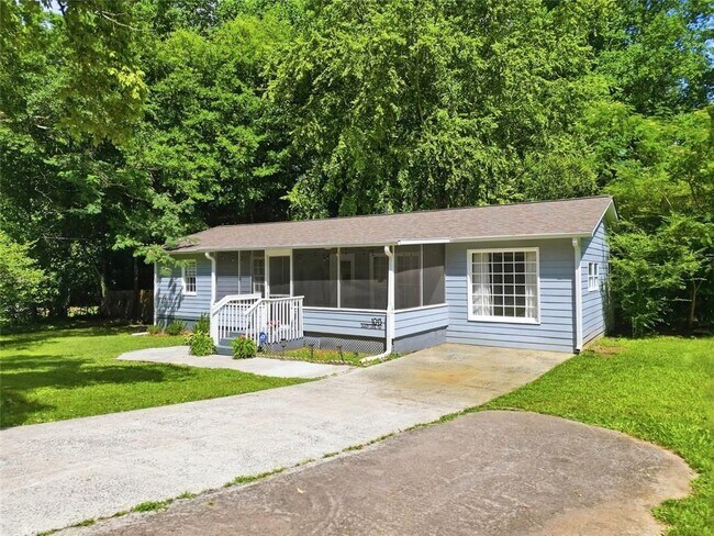 Building Photo - 1013 Shady Ln