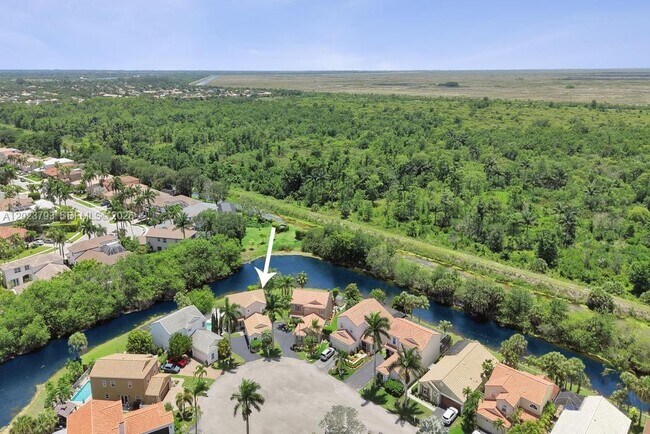 Building Photo - 21461 Sawmill Ct