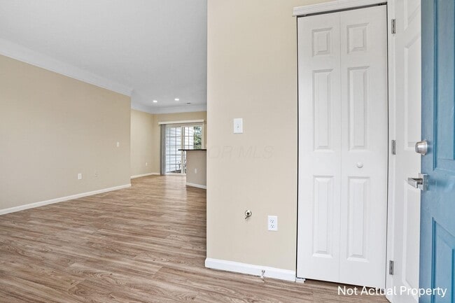 Building Photo - 4918 Stratford Pine Ln