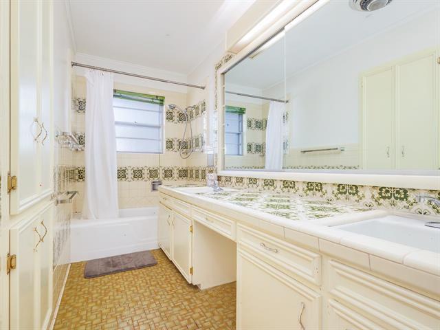 Building Photo - 1909 8th St