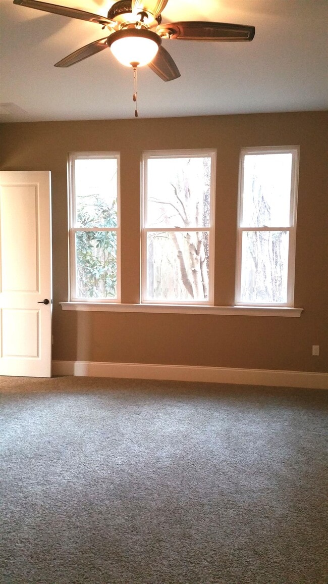 Building Photo - 1812 Ashley Hall Way