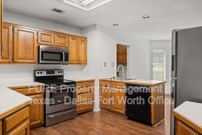 Building Photo - 3905 Frisco Cir