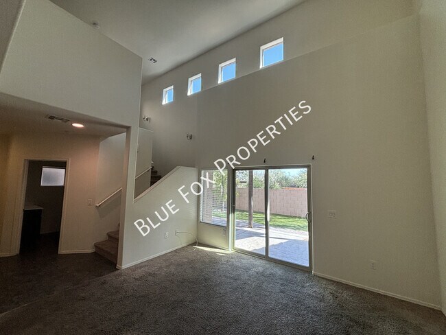 Building Photo - 4170 N Thurston Ln
