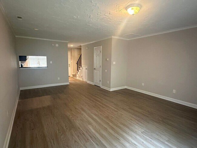 Building Photo - 2958 Iron Gate Ln