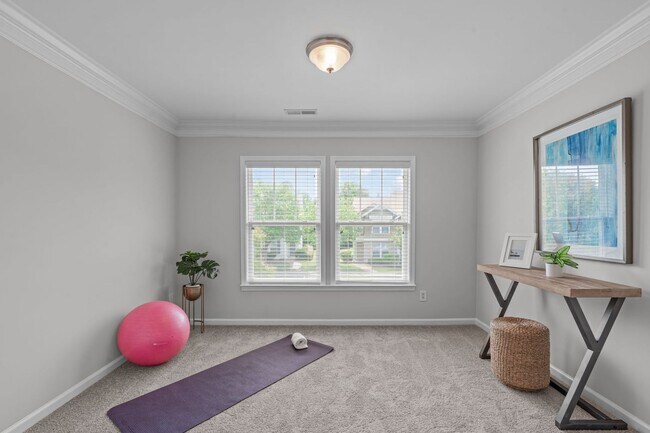 Building Photo - Stylish 2BR+Office (Optional 3rd Bedroom),...