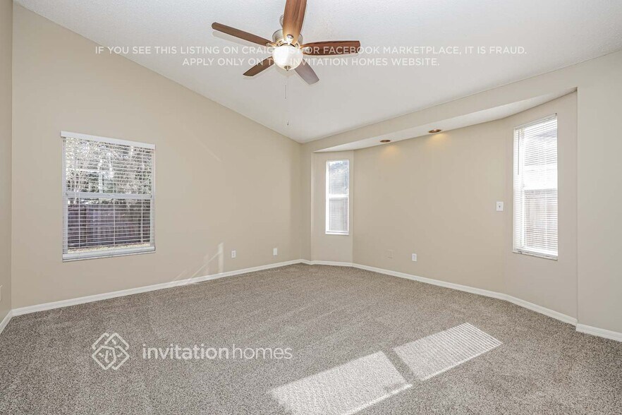 Building Photo - 1900 Woodcut Dr