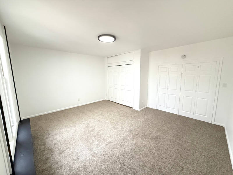 Building Photo - 4 Linden Ave