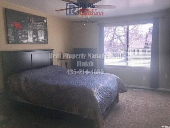 Building Photo - 3 Bed 2 Bath Duplex