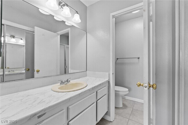 Building Photo - 2896 Klinger Cir