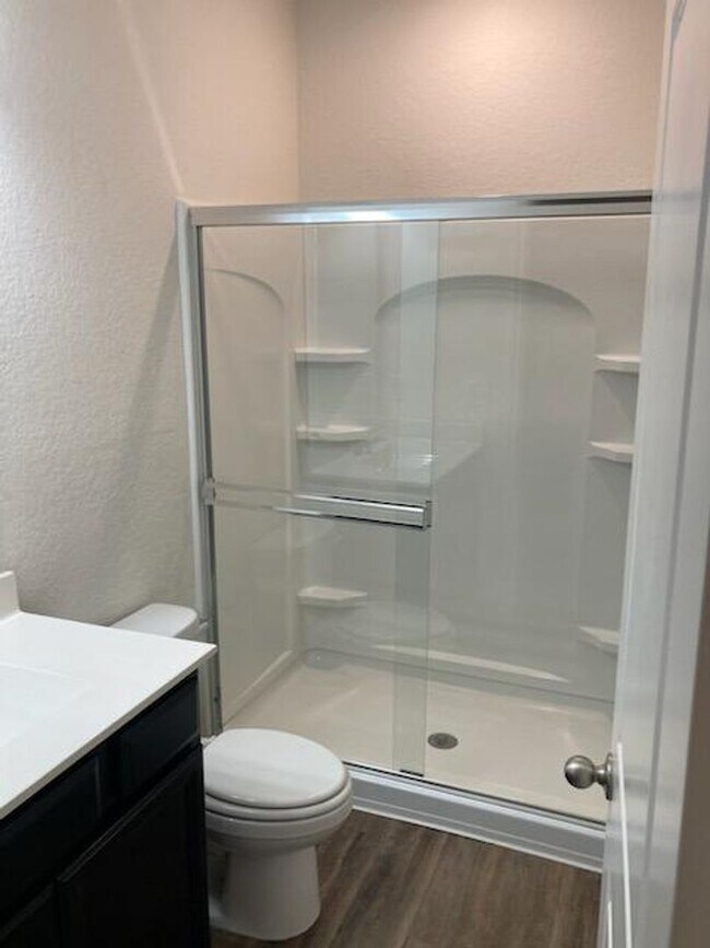 Building Photo - Open concept ranch