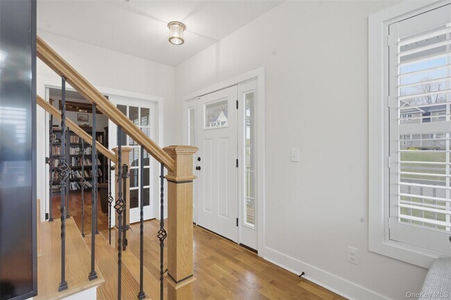 Building Photo - 108 Joyce Wy