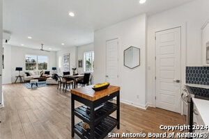 Building Photo - 3214 N Elmendorf St