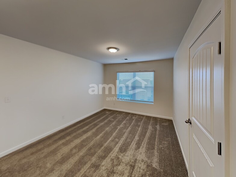 Building Photo - 76 Springer Pkwy