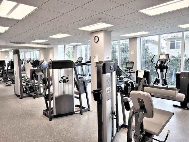 Building Photo - 3700 S Ocean Blvd