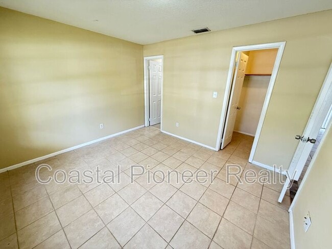 Building Photo - 1009 Marlene Dr