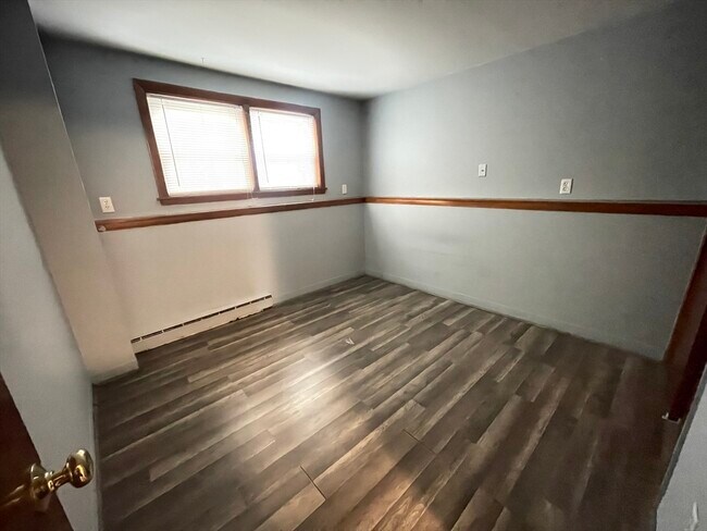 Building Photo - 20 Quincy St