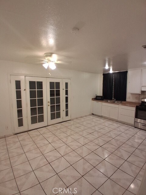 Building Photo - 6855 Farrier Ave