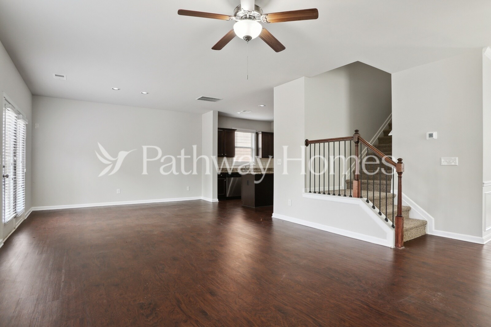 Building Photo - 2401 Oakleaf Cir
