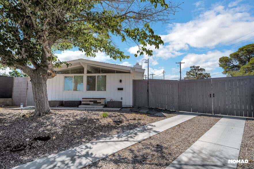 Building Photo - 705 Osprey Cir