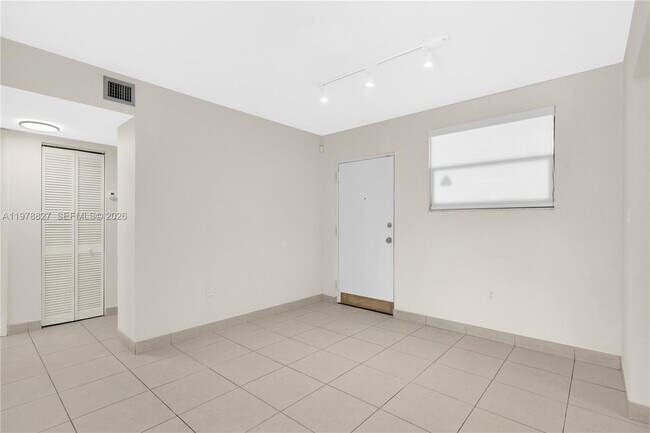 Building Photo - 1101 SW 122nd Ave