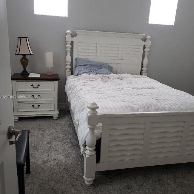 Building Photo - 9139 Passiflora Wy