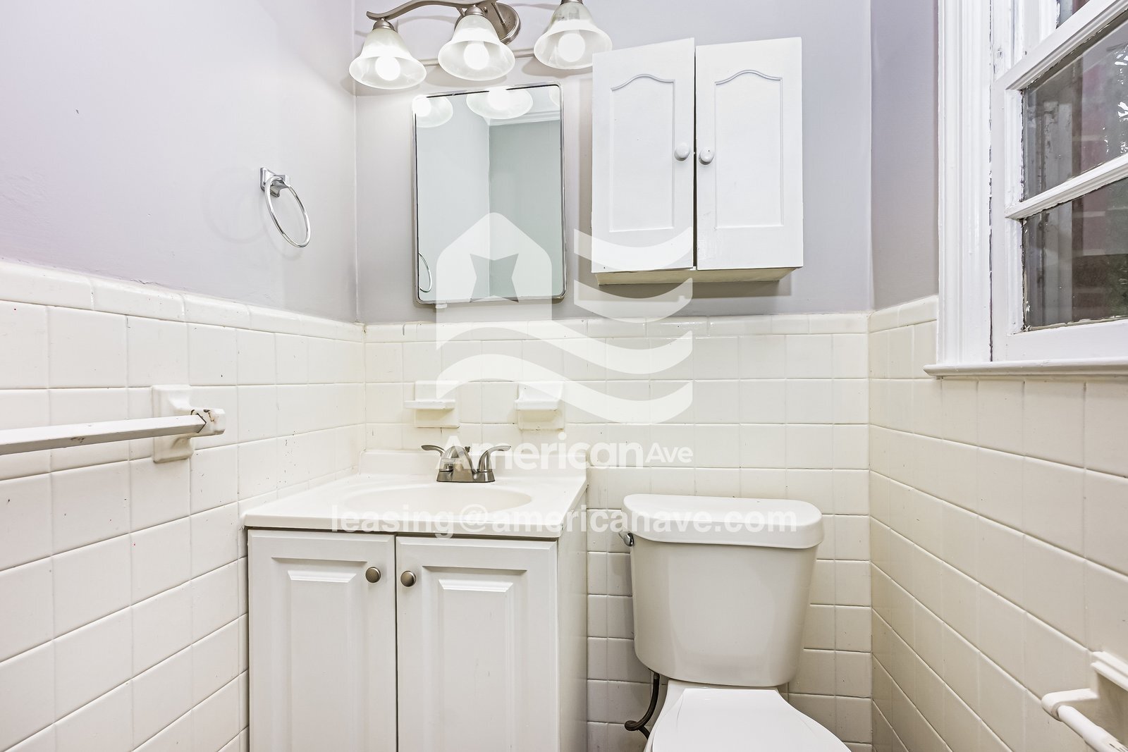 Building Photo - 1570 Engle Dr