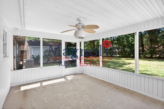Building Photo - 3 bedroom 2 bathroom home in Richmond Hill GA