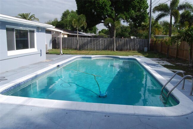 Building Photo - 2851 67th St N