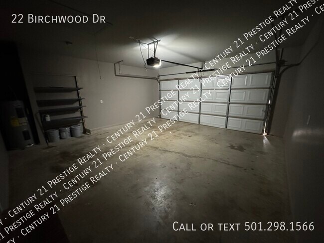 Building Photo - 22 Birchwood Dr