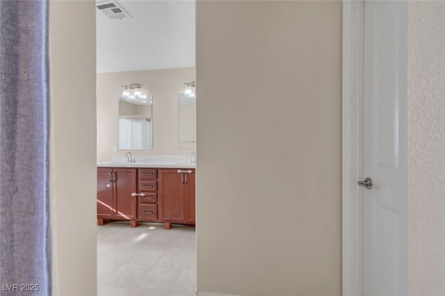 Building Photo - 5515 Jett Canyon St