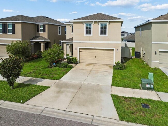 Building Photo - 17053 Oval Rum Dr