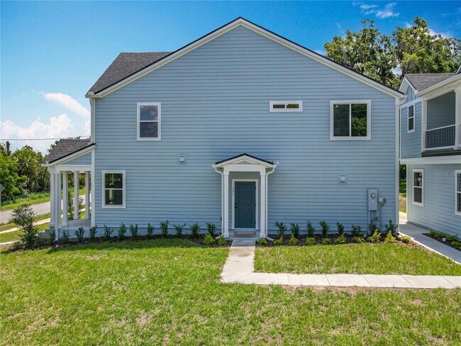 Building Photo - 591 W Osceola St