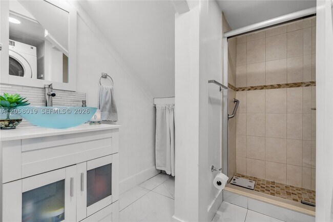 Building Photo - 6201 SW 138th Ct