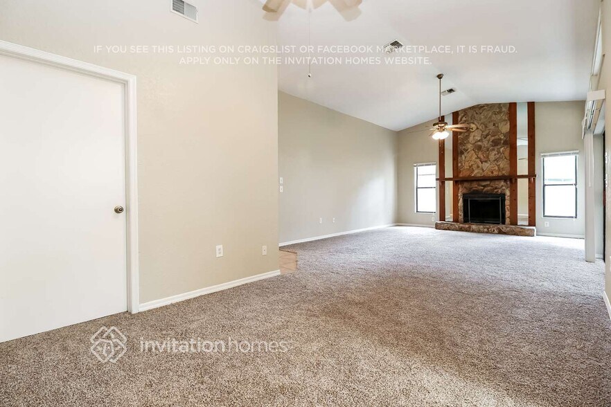 Building Photo - 13003 Madison Ave