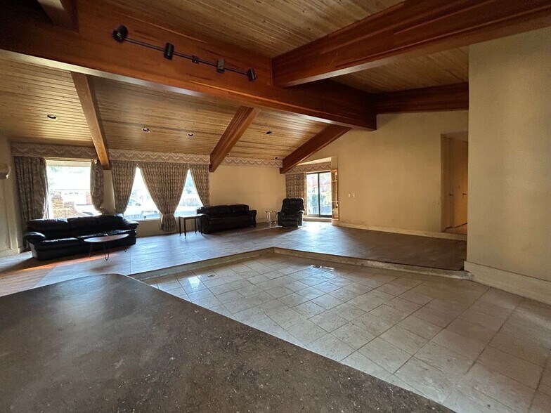 Building Photo - 108 Timberlake Ct