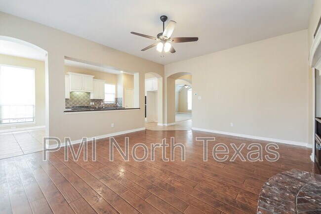 Building Photo - 2677 Pine Trail Dr