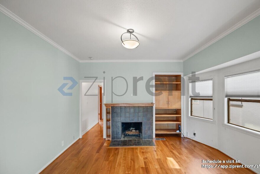 Building Photo - 4151 Manila Ave