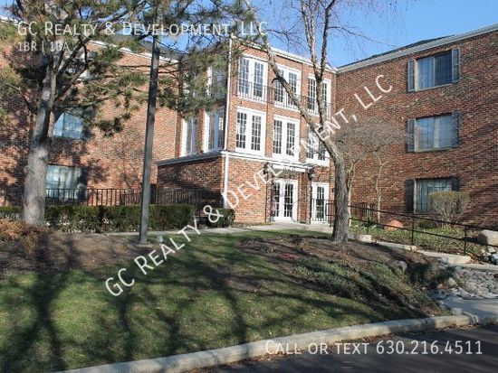 Primary Photo - ***DOWNTOWN ELK GROVE VILLAGE - 1 BDRM CON...