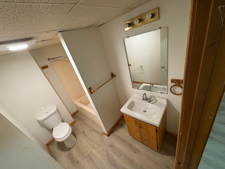 Building Photo - 22 Prospect Ave