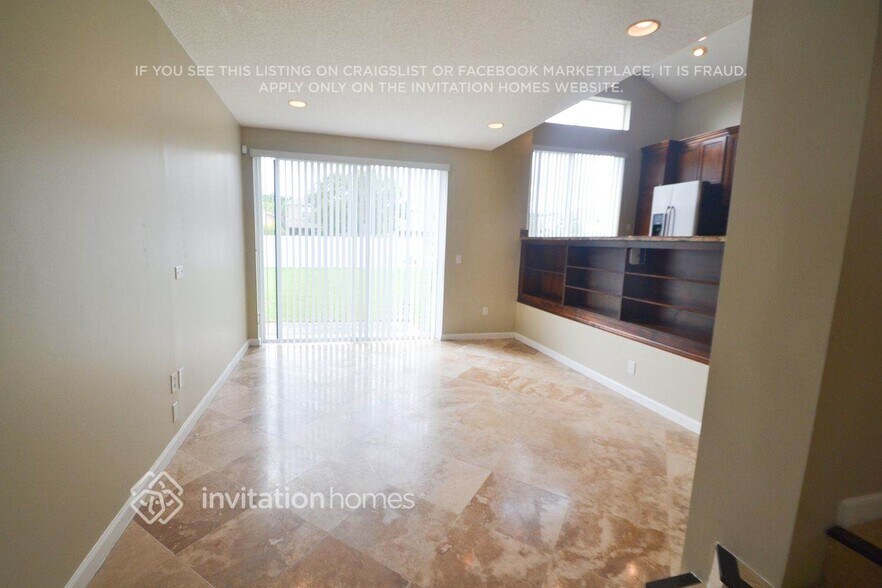 Building Photo - 9646 Wolcott Pl